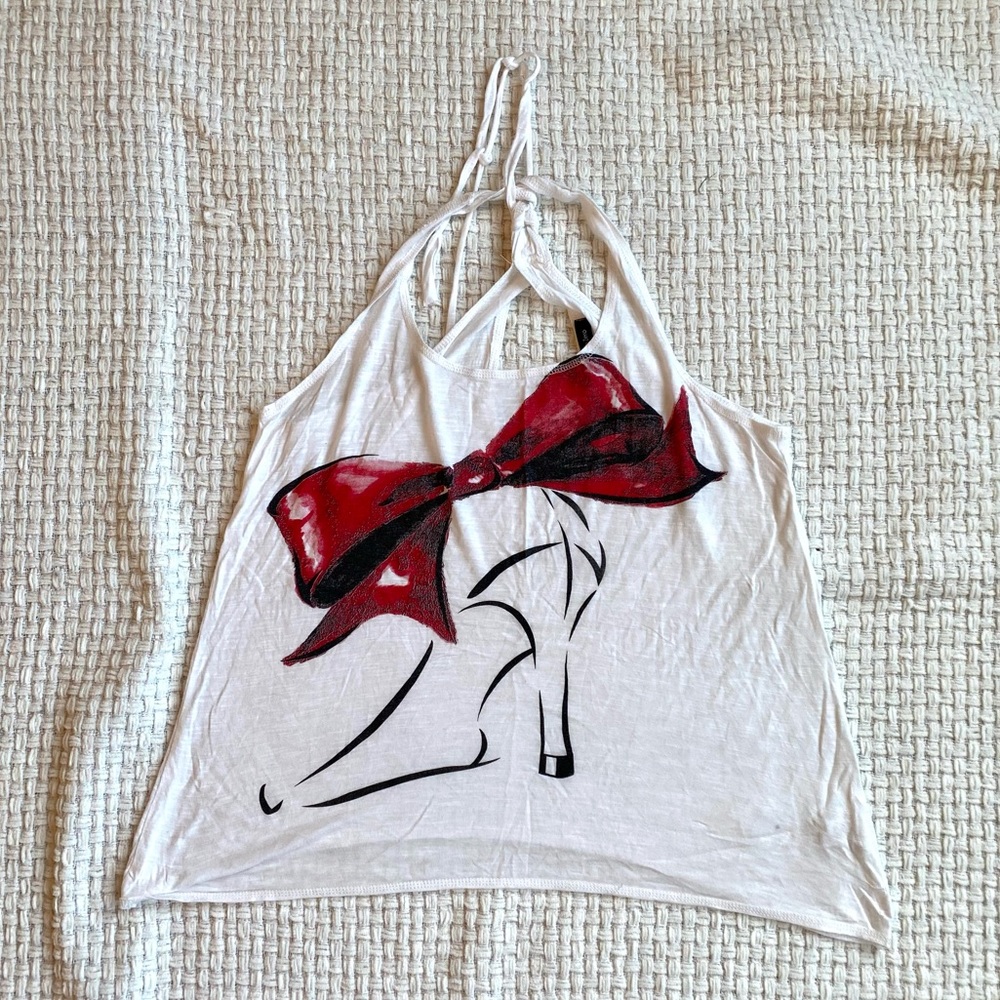 White tank top with heel 👠